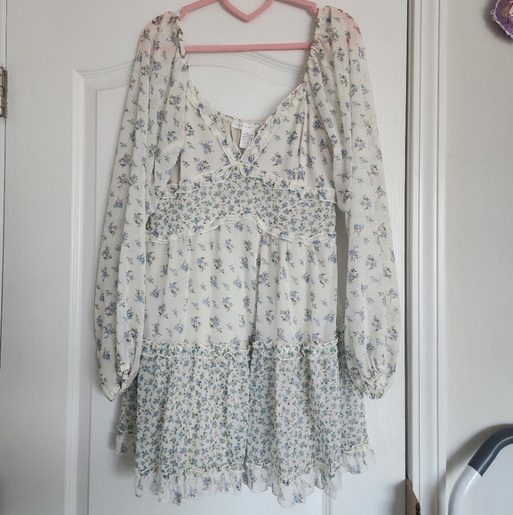Altar'd State Dresses & Skirts - Altar'd State Floral Long Sleeve Mini Dress